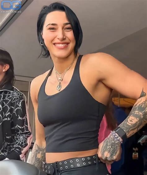 real ripley naked|Rhea Ripley sends WWE fans wild in candid topless and makeup。